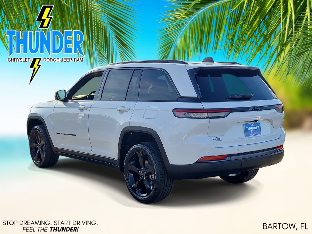 New 2027 Jeep Grand Cherokee Limited w/ Limited Altitude Package RWD image 3