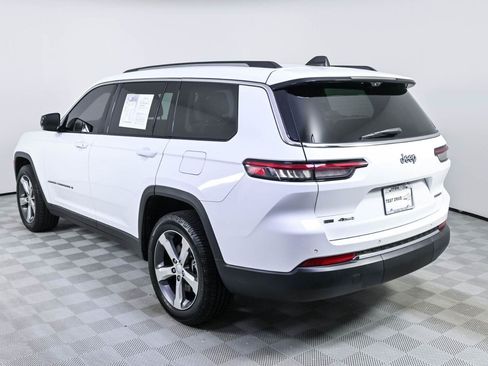 Used 2021 Jeep Grand Cherokee L Limited w/ Luxury Tech Group II AWD/4WD image 3