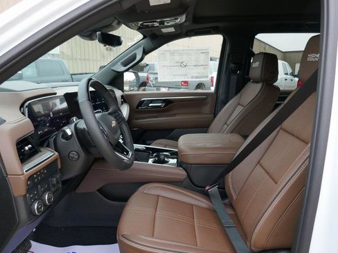 New 2026 Chevrolet Tahoe High Country image 12