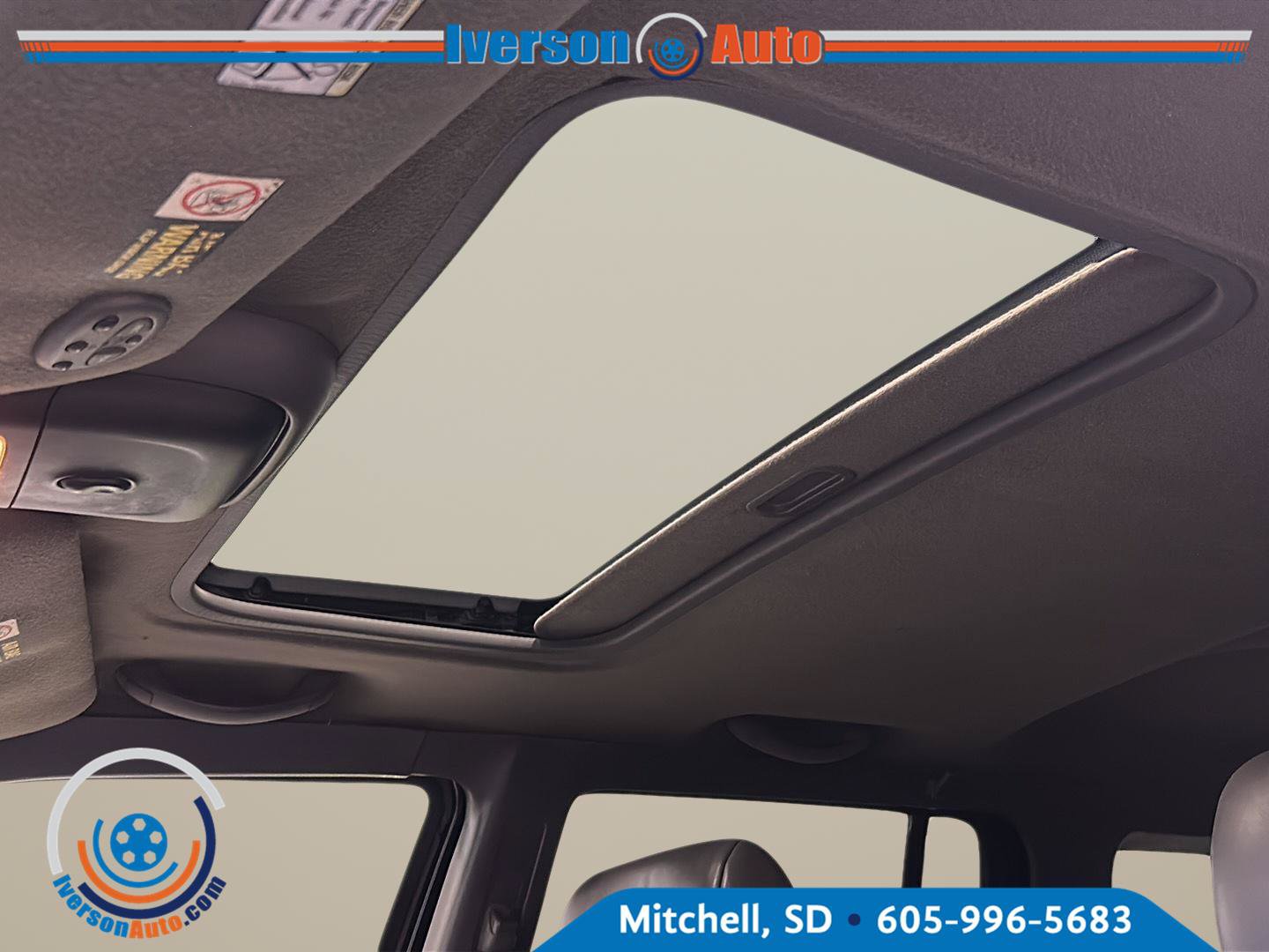 Used 2000 Ford Explorer Limited AWD/4WD image 23