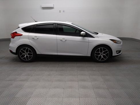 Used 2017 Ford Focus SEL FWD image 11
