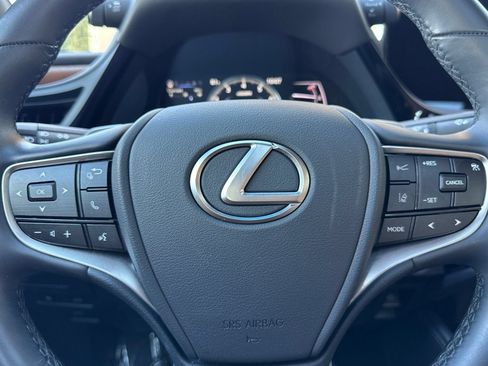 Used 2025 Lexus ES 350 w/ Premium Package FWD image 26
