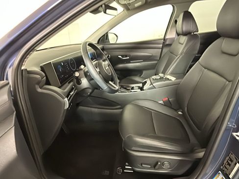 Certified 2025 Hyundai Tucson SEL AWD/4WD image 15