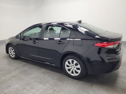 Used 2024 Toyota Corolla LE FWD image 3