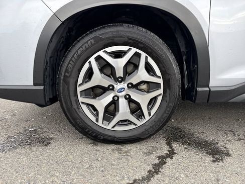 Used 2021 Subaru Forester Premium AWD/4WD image 32