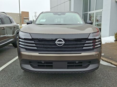 New 2026 Nissan Kicks S image 2