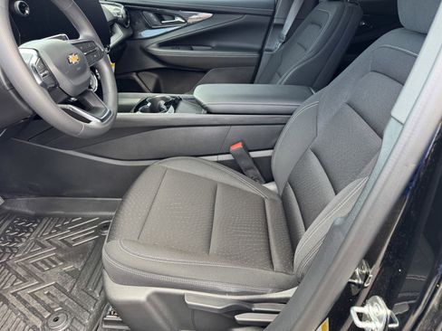 Used 2025 Chevrolet Blazer EV LT image 13