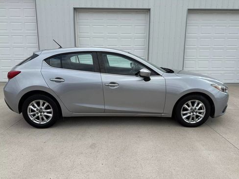 Used 2014 MAZDA MAZDA3 i Touring image 4