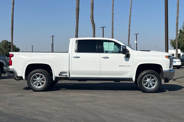 Used 2022 Chevrolet Silverado 2500 LTZ w/ LTZ Convenience Package AWD/4WD image 3