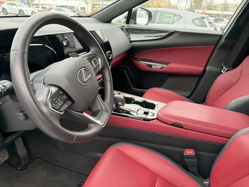 Used 2025 Lexus NX 350h AWD w/ Premium Package image 6