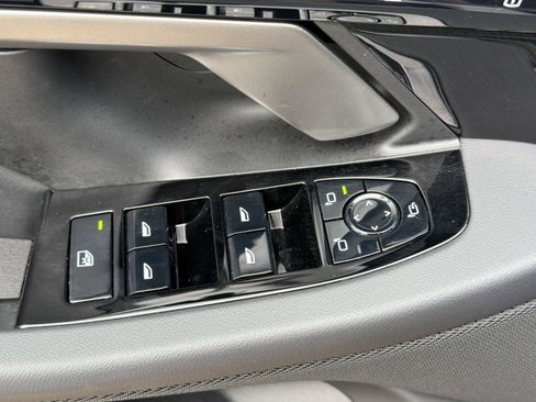 Used 2026 BMW 530i w/ M Sport Package RWD image 27