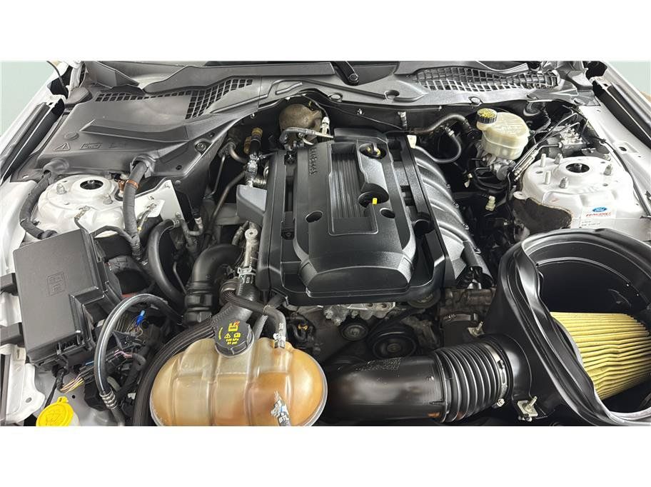 Used 2016 Ford Mustang Premium w/ Equipment Group 201A RWD image 40