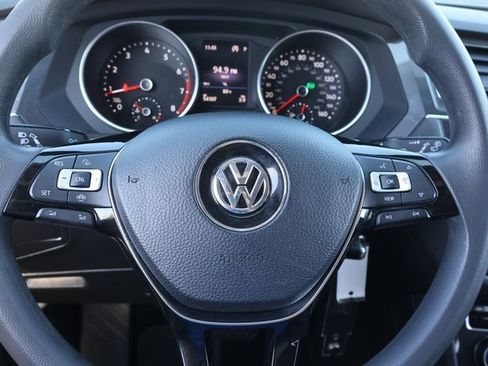 Certified 2021 Volkswagen Tiguan S image 10