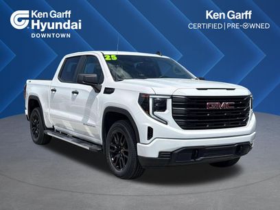 Used 2025 GMC Sierra 1500 Pro w/ Graphite Edition