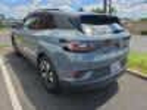 Used 2024 Volkswagen ID.4 2WD image 10