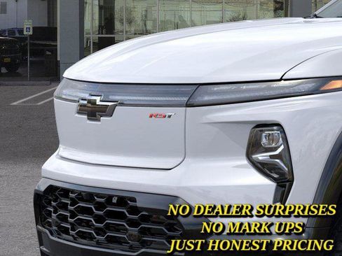 New 2025 Chevrolet Silverado EV RST AWD/4WD image 13