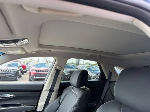 Used 2023 Genesis GV70 2.5T w/ Select Package AWD/4WD image 12