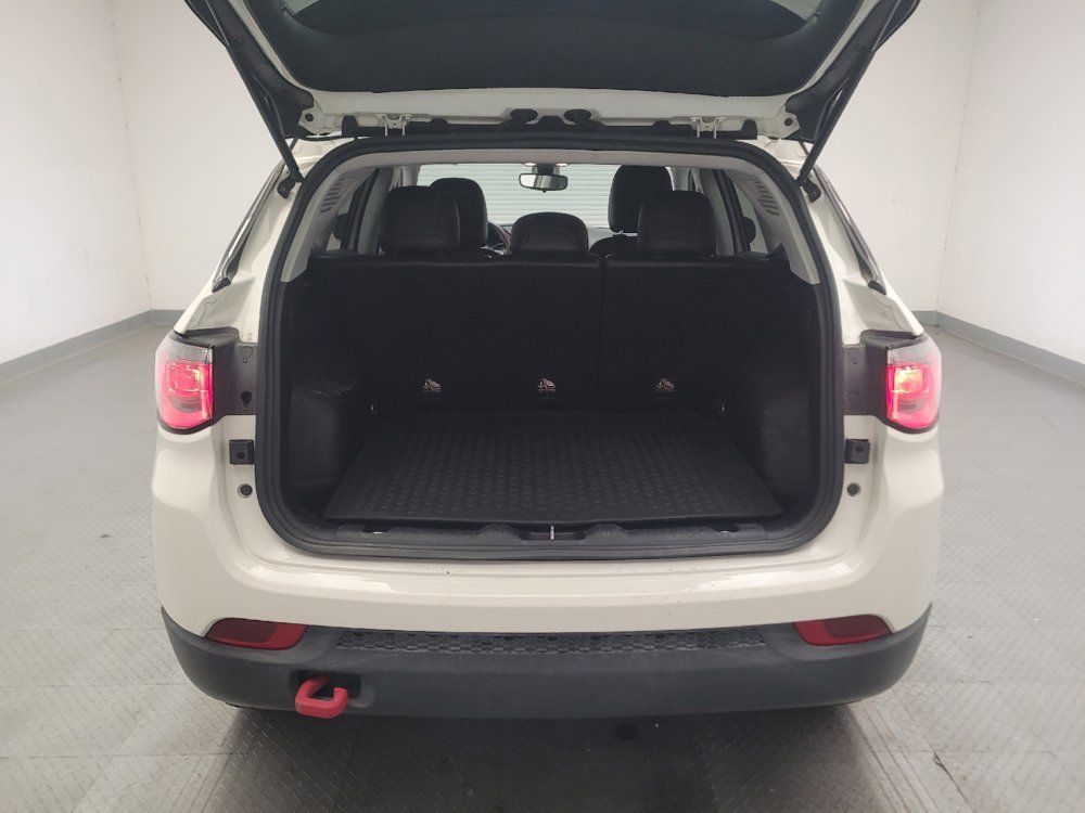 Used 2018 Jeep Compass Trailhawk AWD/4WD image 29