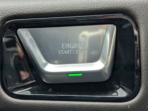 Used 2025 GMC Yukon Elevation w/ Elevation Premium Package image 34