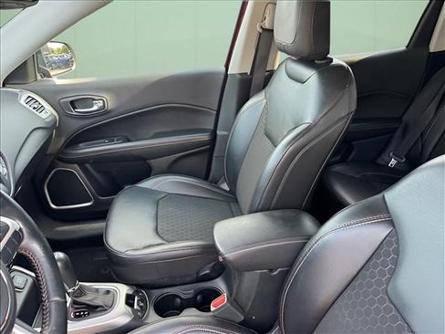Used 2021 Jeep Compass Latitude w/ Convenience Group FWD image 7