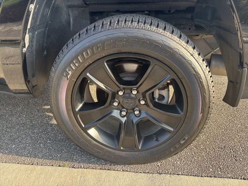 Used 2021 RAM 1500 Big Horn image 13