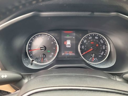 Used 2022 Toyota RAV4 XLE Premium w/ Carpet Mat Package (TMS) image 25