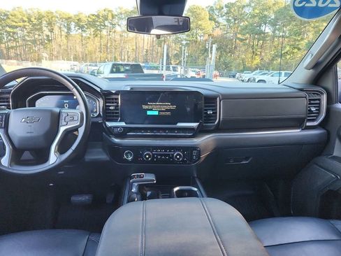 Certified 2023 Chevrolet Silverado 1500 LT Trail Boss image 11