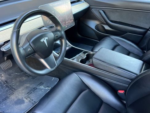Used 2018 Tesla Model 3 AWD/4WD image 11