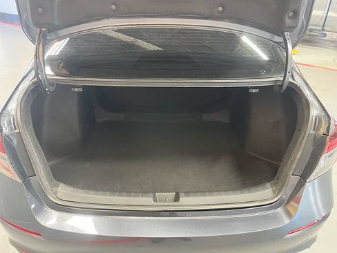 Used 2025 Honda Civic Sport image 23