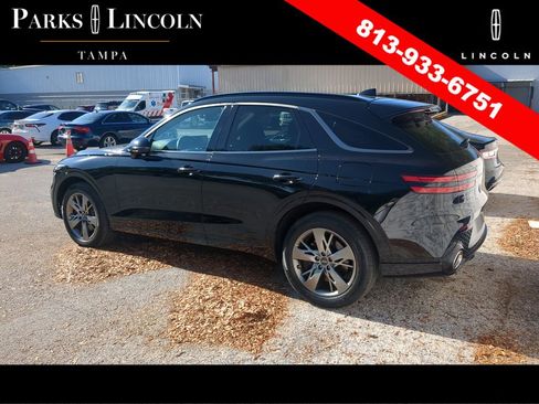 Used 2024 Genesis GV70 3.5T Sport AWD/4WD image 7