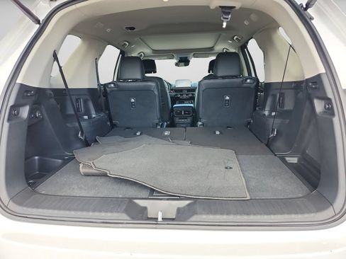 Certified 2023 Honda Pilot Touring image 16