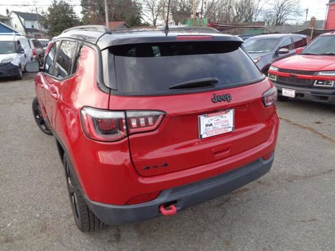Used 2018 Jeep Compass Latitude w/ Popular Equipment Group image 14