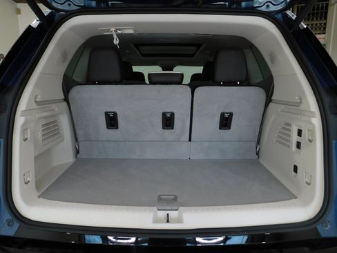 Used 2024 GMC Acadia Denali image 86