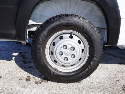 Used 2021 RAM ProMaster 2500 image 24