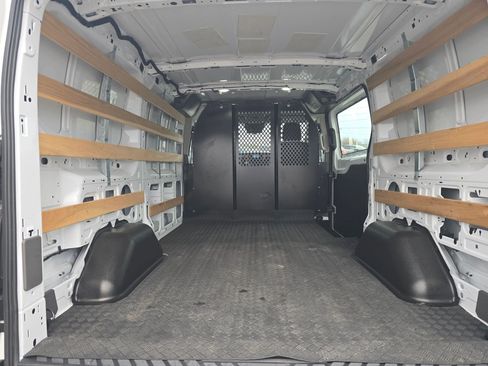 Used 2024 Ford Transit 250 Low Roof w/ Exterior Upgrade Package image 12