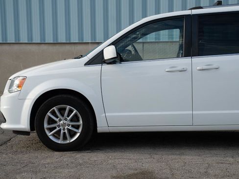 Used 2019 Dodge Grand Caravan SXT FWD image 7
