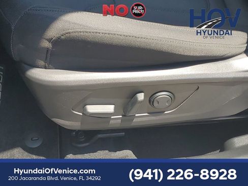 Certified 2022 Hyundai Tucson SEL FWD image 23