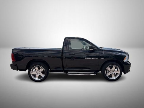 Used 2011 RAM 1500 R/T RWD image 5