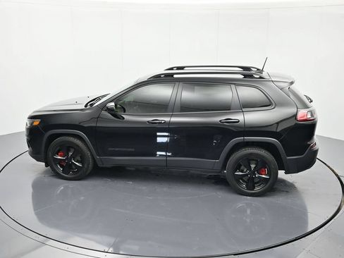 Used 2020 Jeep Cherokee Latitude Plus FWD image 34