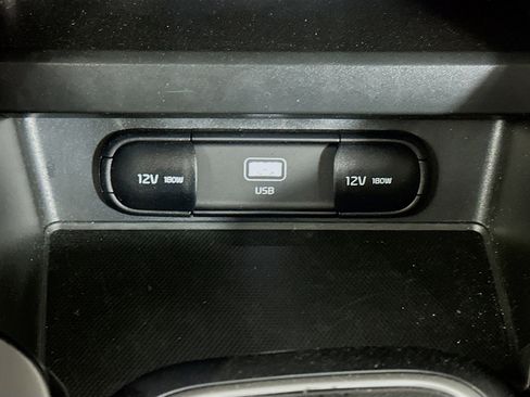 Used 2025 Kia Soul LX w/ LX Technology Package image 26