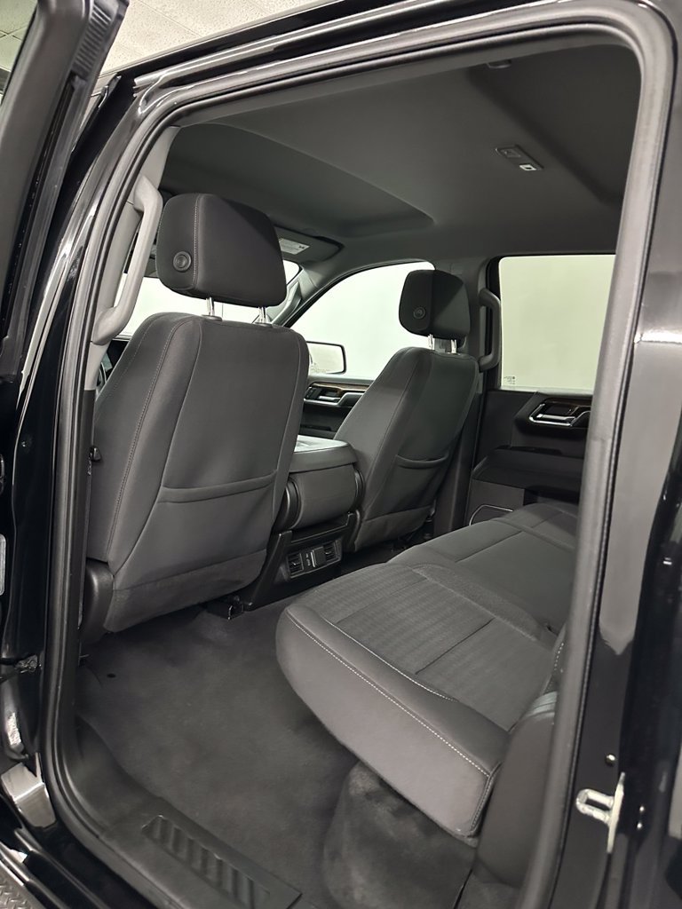 Used 2023 GMC Sierra 1500 Elevation AWD/4WD image 26