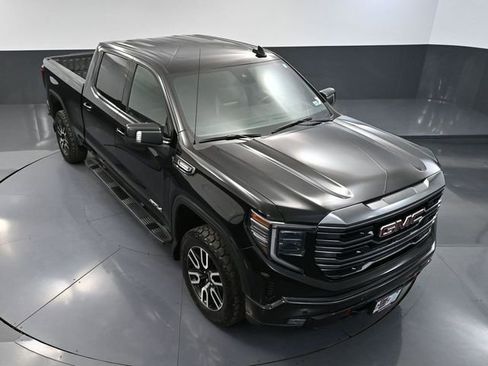 Used 2023 GMC Sierra 1500 AT4 w/ Technology Package AWD/4WD image 64