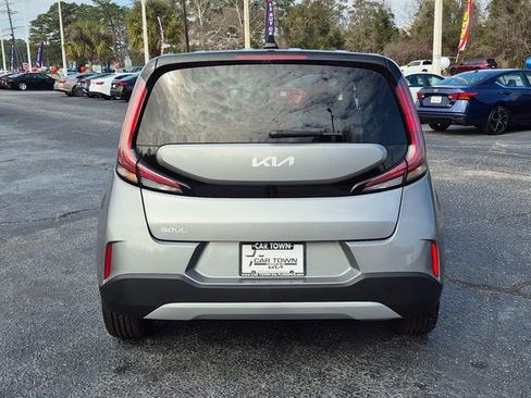 Used 2024 Kia Soul LX w/ Option Group 015 image 3