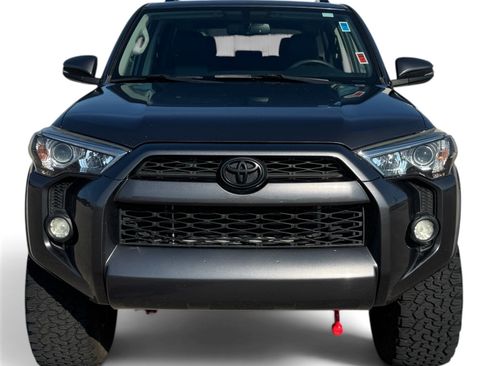 Used 2019 Toyota 4Runner SR5 Premium AWD/4WD image 2