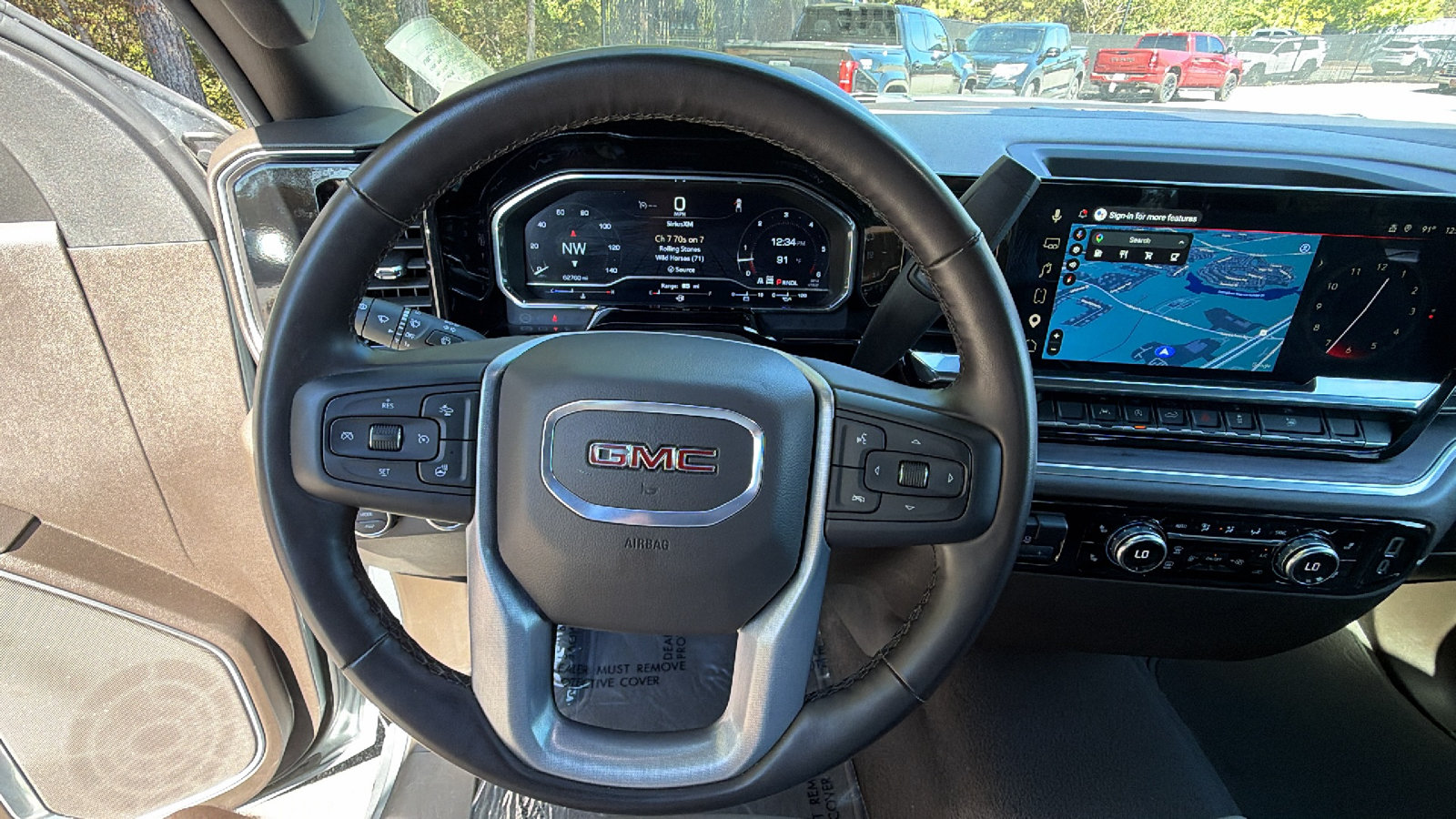 Used 2025 GMC Sierra 1500 SLT AWD/4WD image 26