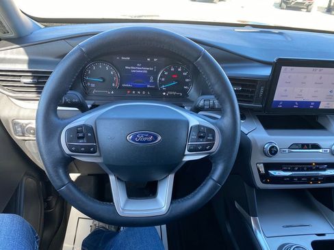 Used 2023 Ford Explorer XLT w/ Equipment Group 202A image 15