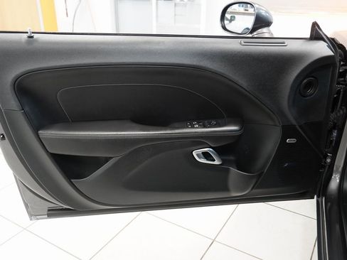 Used 2018 Dodge Challenger GT w/ GT Interior Package image 16