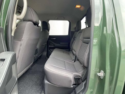 Used 2023 Nissan Frontier SV w/ SV Convenience Package AWD/4WD image 10