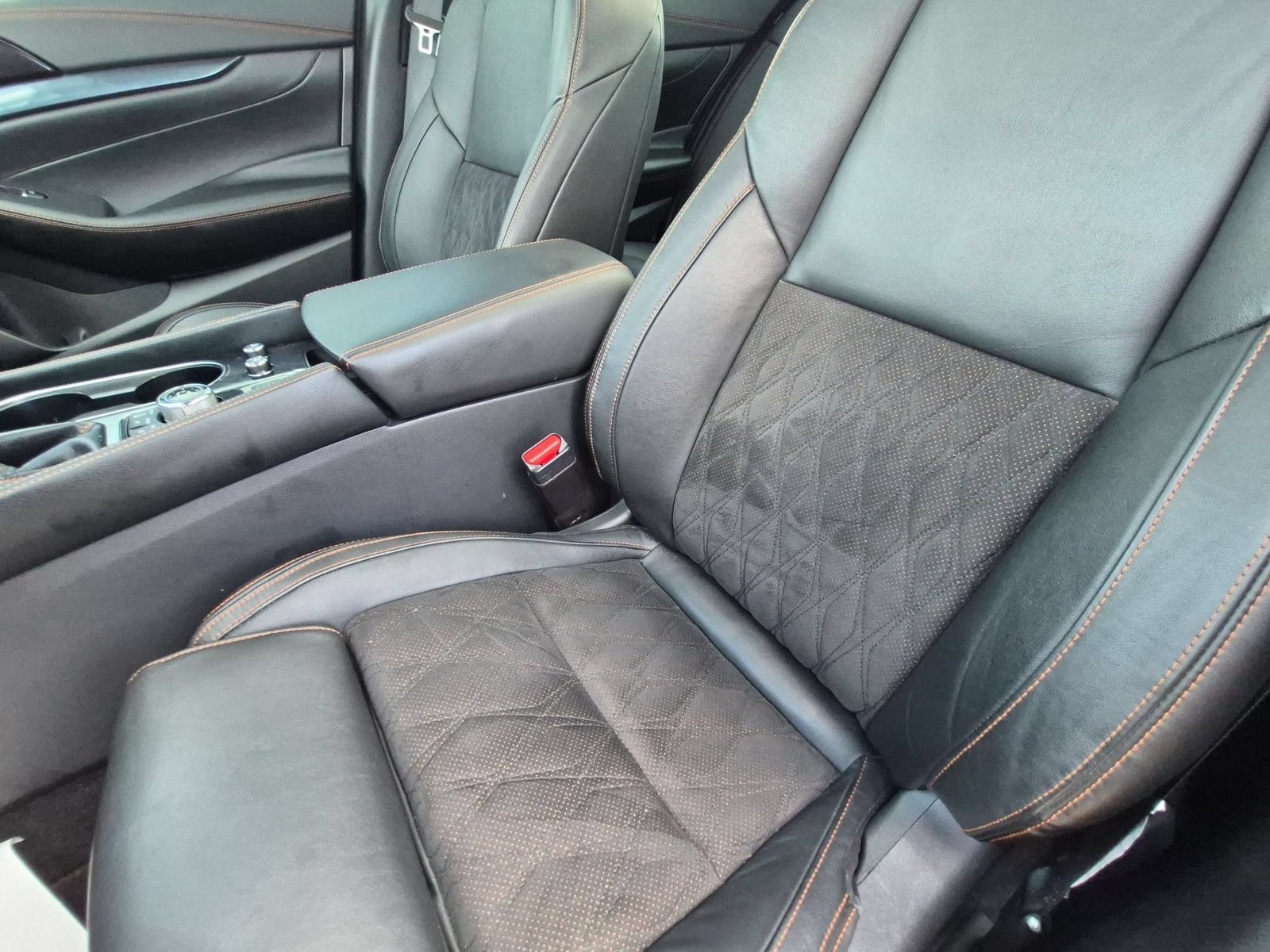 Used 2023 Nissan Maxima SR w/ Sport Mat Group FWD image 24