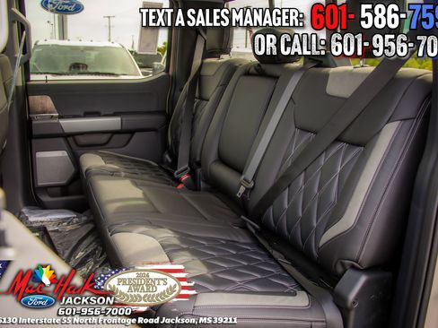 New 2026 Ford F250 Lariat w/ Black Appearance Package image 41